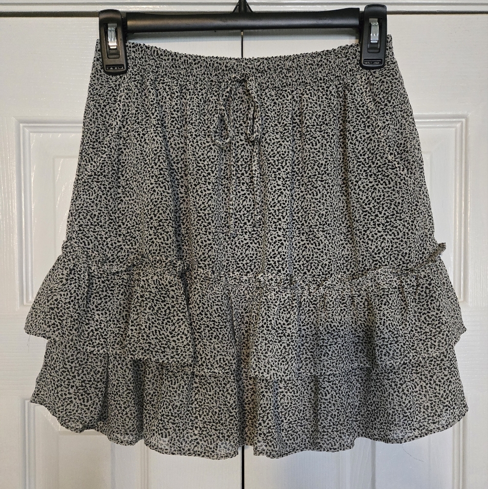 Junior's Sienna Sky Ruffle Lined Skirt, Size Small
